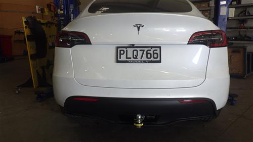 TESLA MODEL Y SALOON 2020-CURRENT